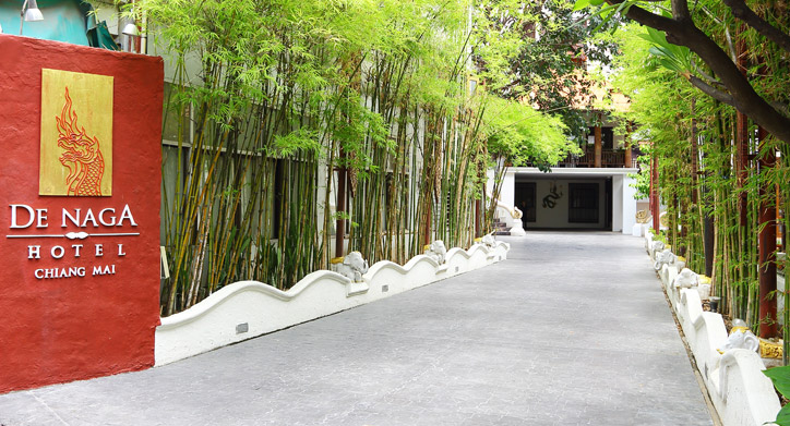 Entrance - De Naga Hotel, Chiang Mai